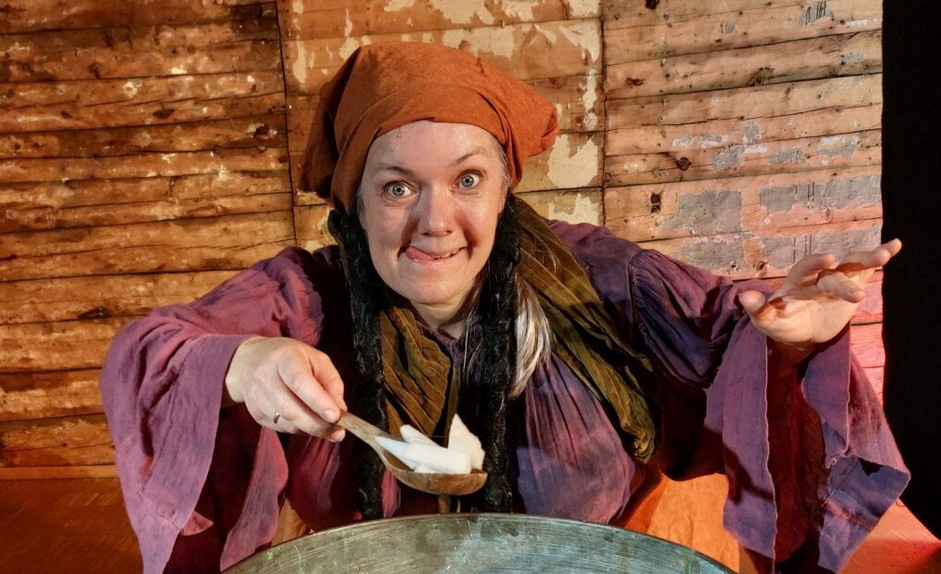 Familielørdag: Flumbra - teater med lys levende Adele